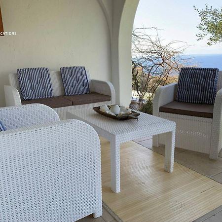 Villa BellaVista Ivonne - Belocations Torre delle Stelle Esterno foto